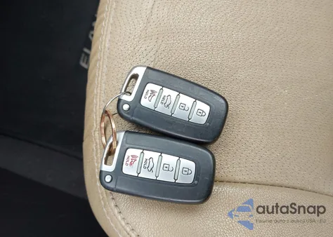 2012 Hyundai Elantra Limited z USA, uszkodzony, nr VIN 5NPDH4AE1CH116908